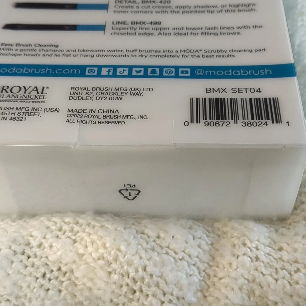 MODA® BRUSH Pro Teal 8pc Glam Kit